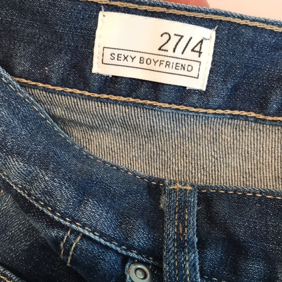 Gap Sexy Boyfriend Jeans - Picture 6 of 8